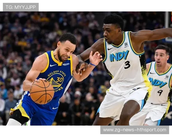 勇士战术调整失灵，库里独自苦撑，勇士队员对库里