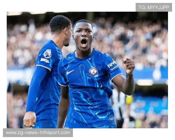 曼城—埃尔内尼破门瞬间点燃看台